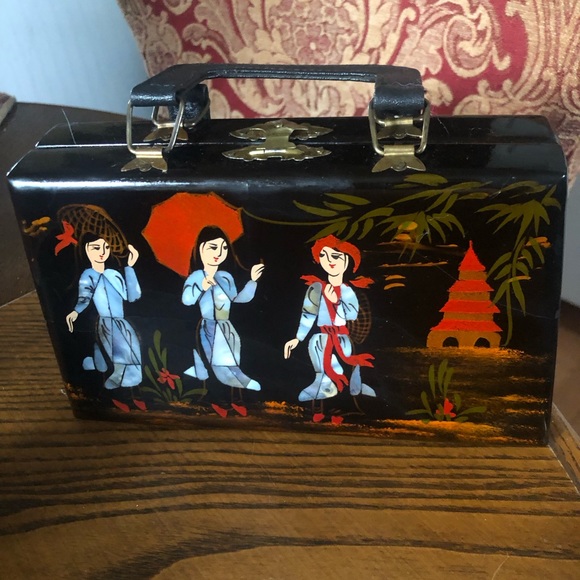 Vintage Black Lacquer Hand-Painted Box Purse with Inlaid MOP